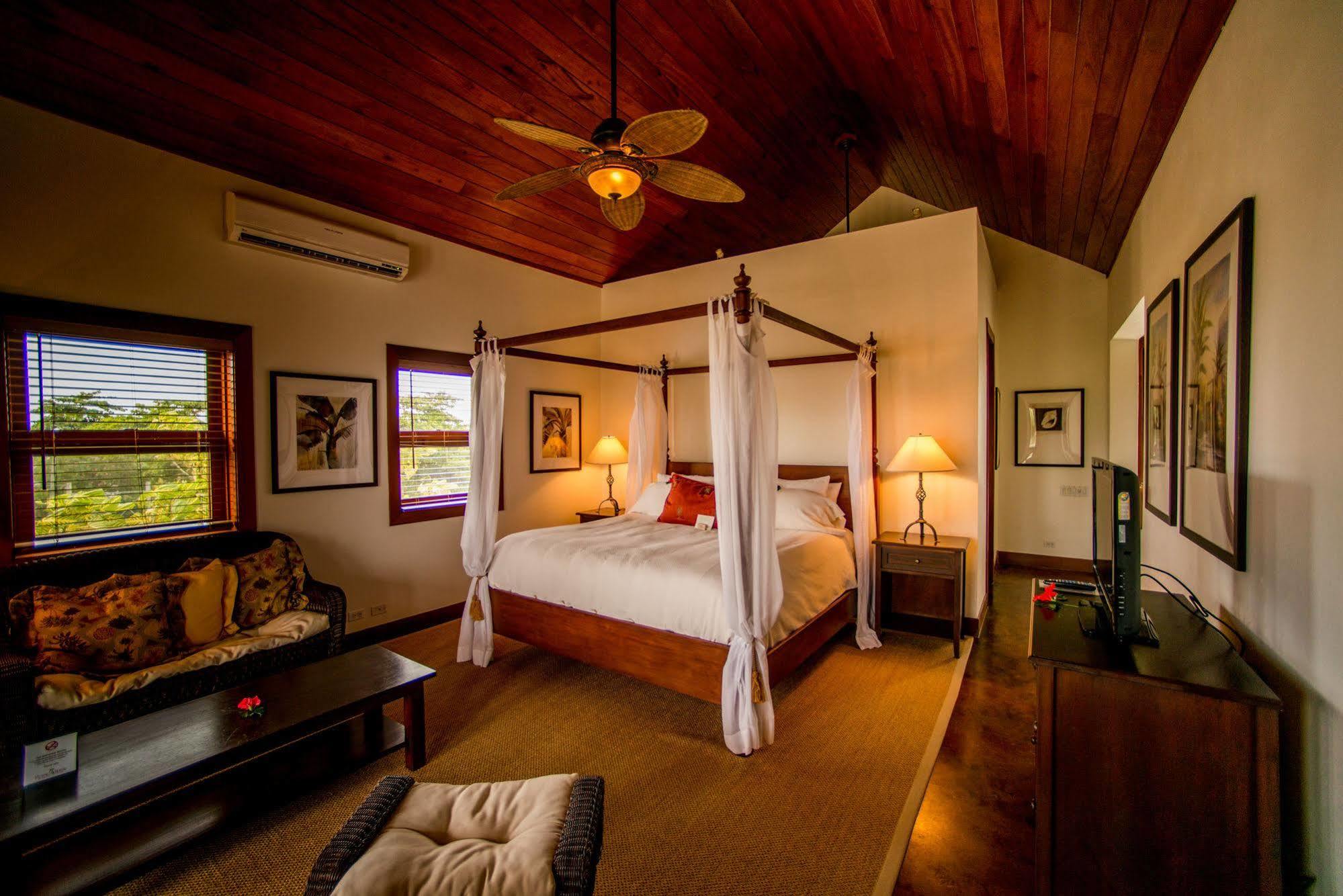 Victoria House Resort & Spa San Pedro  Eksteriør bilde